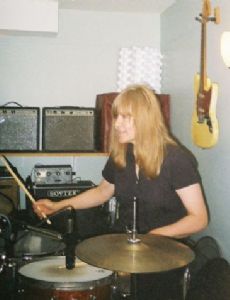 Miriam Linna