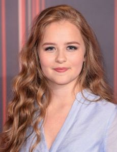 Isobel Steele