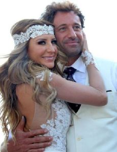 Gabriel Soto and Geraldine Bazán