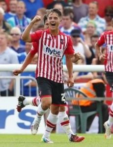Tom Nichols (footballer)