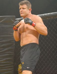 Dan Quinn (fighter)
