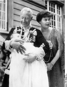 Cecilie, Herzogin Zu Mecklenburg and Wilhelm von Preußen