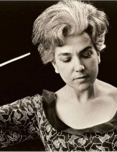 Fiora Contino