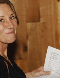 Anne McGinty (American flutist)
