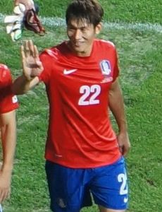 Lee Yong (footballer)