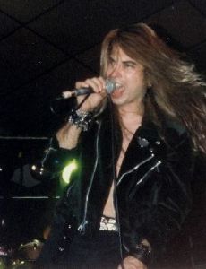 Danny Simon (singer)