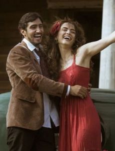 Maria Casadevall and Renato Góes