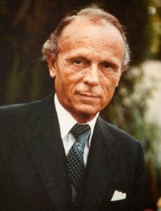 Peter Thomas