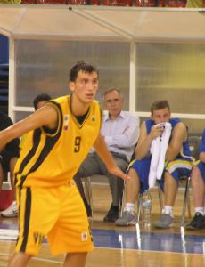 Vangelis Tzolos