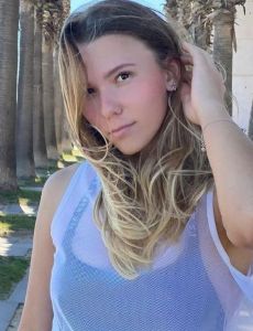 Oksana Selekhmeteva