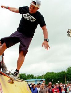 Christian Hosoi