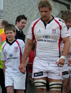 Chris Henry (rugby player)