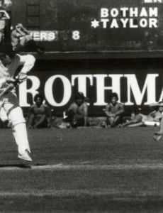 Bob Taylor (cricketer)