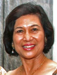 Loida Nicolas-Lewis