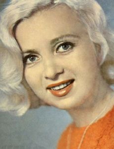 Ada Lundver