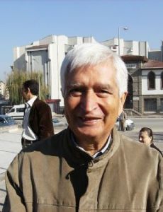 Güngör Uras