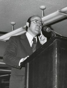 Robert Abrams
