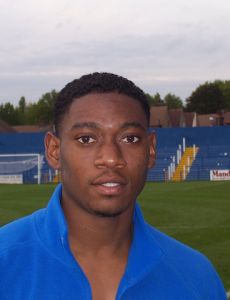 Dennis Oli
