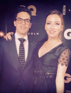 Regina Blandón and Roberto Flores (Presenter)