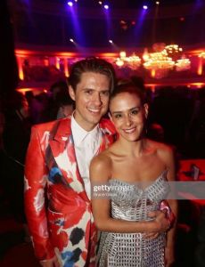 Ericka Hunter and Aaron Tveit