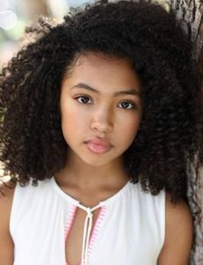 Anais Lee