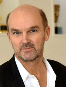 Stephen Lambert (media executive)