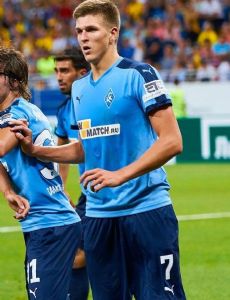 Aleksandr Sobolev (footballer, born 1997)