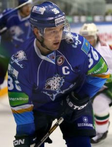 Dmitriy Upper