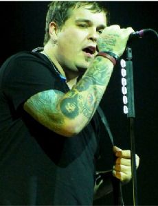 Chris Robertson (guitarist)