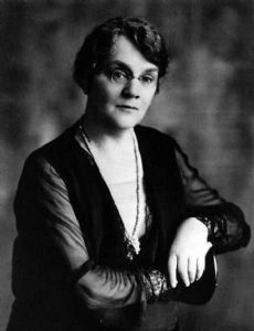 Lillian Beynon Thomas