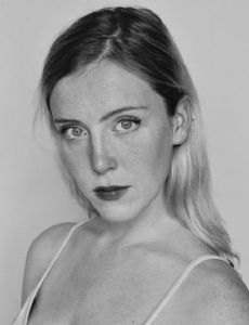 Laura Bakker