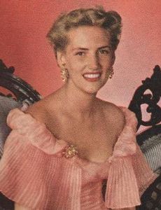 Lily Carlson (Model)