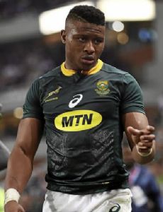 Aphiwe Dyantyi