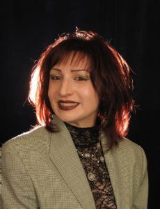 Laura Pavel