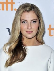 Zoe Levin