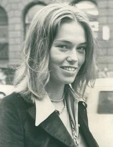 Miranda Macmillan, Countess of Stockton