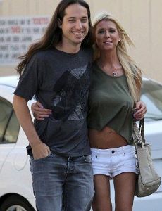 Tara Reid and Erez Eisen