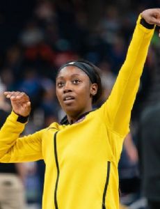 Alexis Jones (basketball)