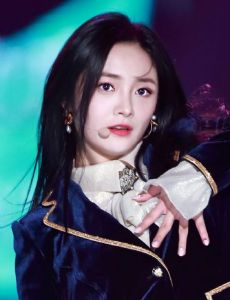 Jieqiong Zhou