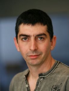 Adi Nes
