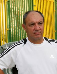 Plamen Nikolov (footballer born 1957)