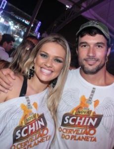 Daniel Bueno and Adriana Schrank
