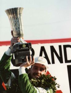 Andy Wallace (racing driver)