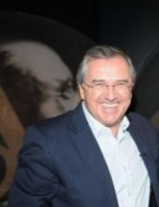 Laurentino Gomes