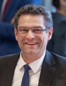 Wolfgang Wiehle