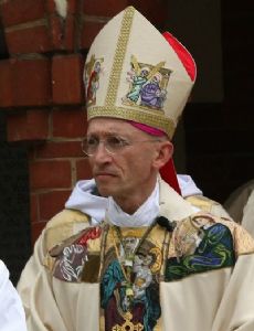 Martin Warner (bishop)