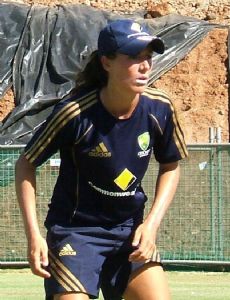Sarah Andrews (cricketer)