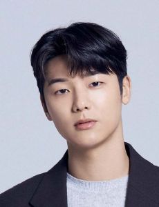 Kang Min-hyuk
