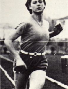 Claudia Testoni