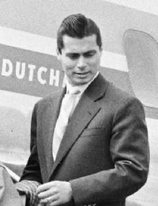 László Sárosi (footballer)